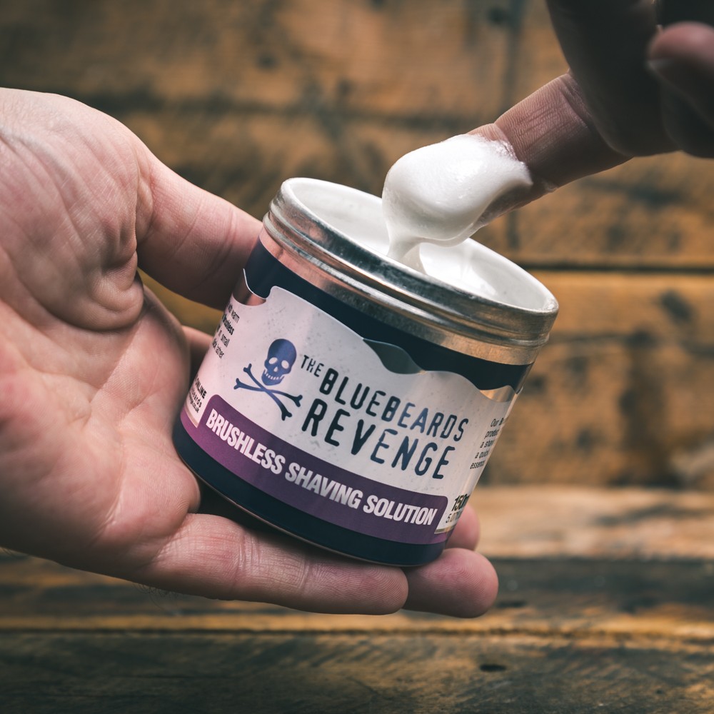 Крем-гель для бритья The Bluebeards Revenge Shaving Solution 150 мл 5060297002618